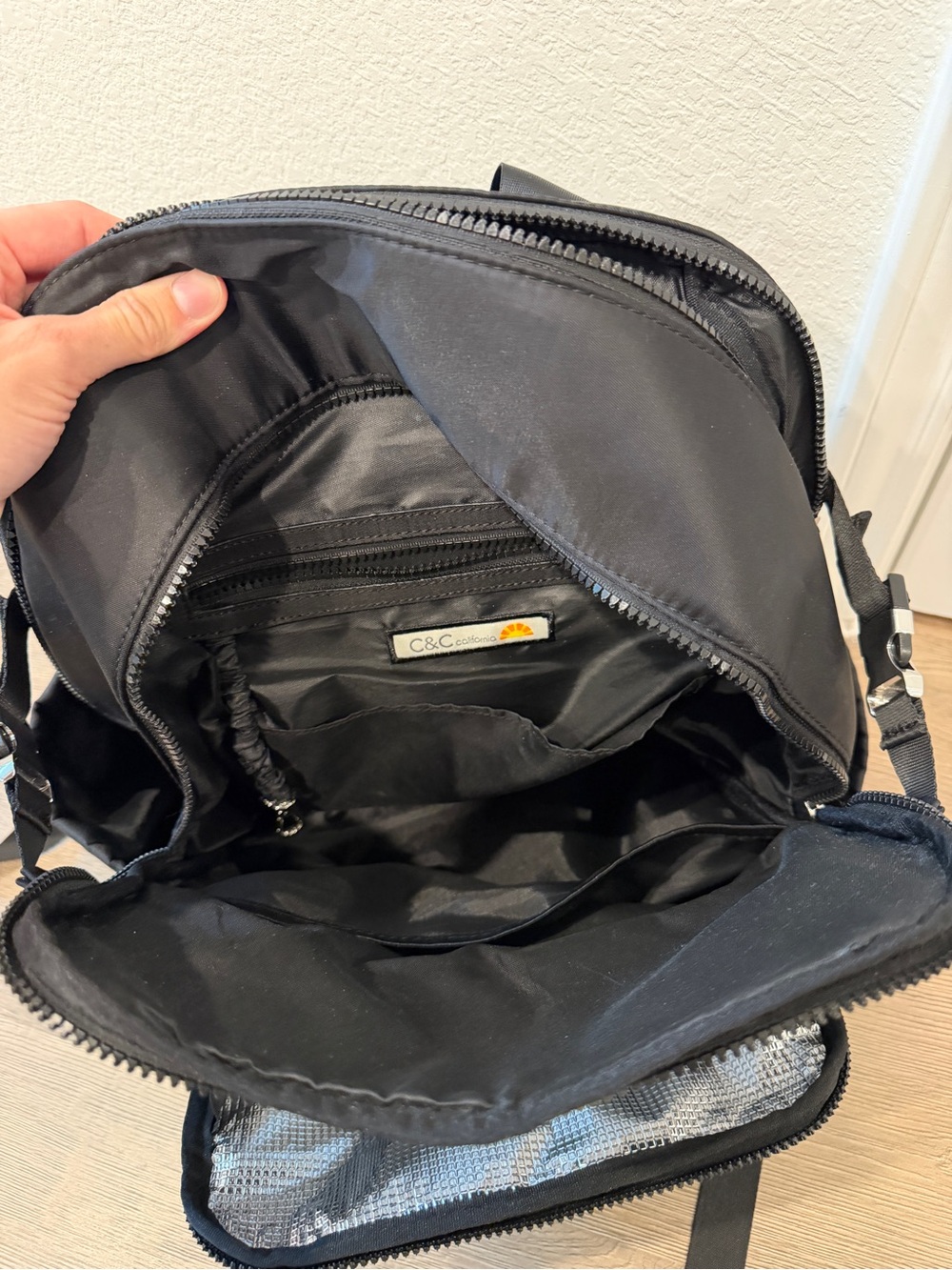 C&C California black backpack - Picture 8 of 11